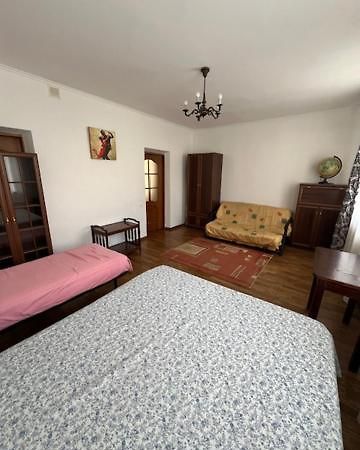 Будинок Вул Кульпарківська 130 Lviv Bagian luar foto